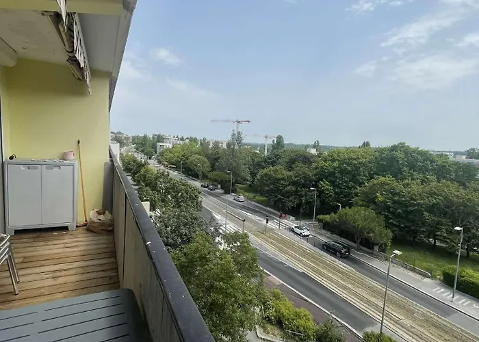 Cosy Dans Superbe Equipe Cher Habitant 홈스테이 로르몽