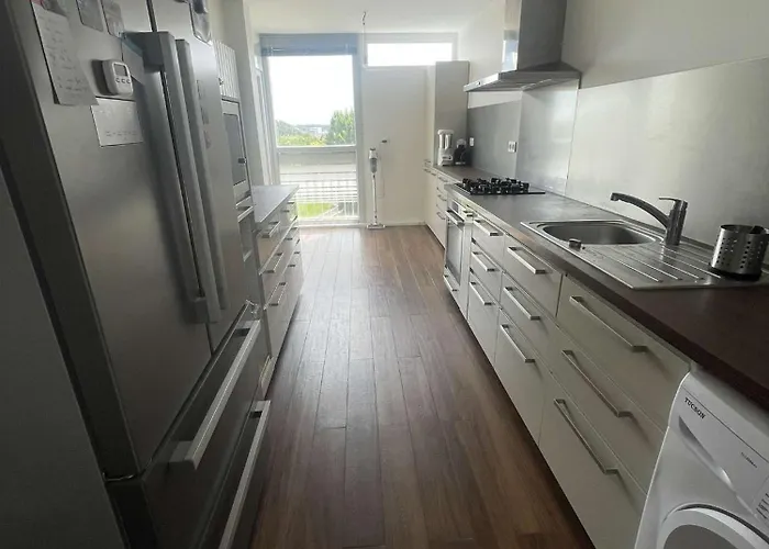 Cosy Dans Superbe Equipe Cher Habitant Δωμάτια σε οικογενειακή κατοικία *